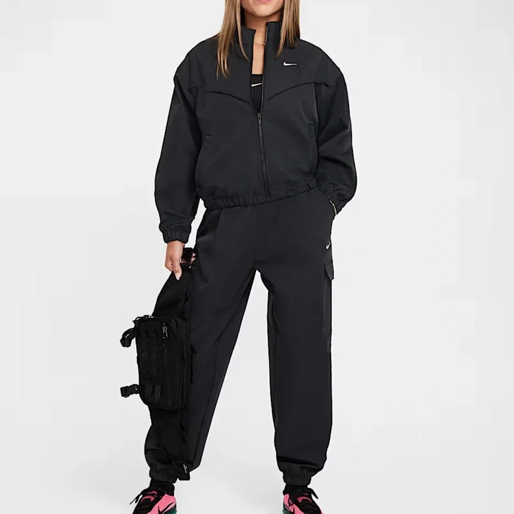 Nike Lightweight Oversized Jacket Black Zip Youth Coat Sportswear Girls SZ S NWT